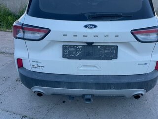 2020 Ford Escape IV, белый, 2750000 рублей, вид 4