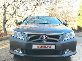 2014 Toyota Camry VII (XV50), серый, 2150000 рублей, вид 1