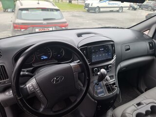2017 Hyundai Grand Starex I Рестайлинг, серый, 2550000 рублей, вид 4