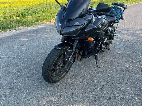2009 Yamaha FZ1, серый, 600000 рублей, вид 2