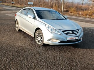 2011 Hyundai Sonata VI (YF), серебристый, 1150000 рублей, вид 3
