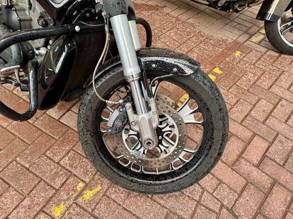 2013 Harley-Davidson V-Rod Muscle, чёрный, 2050000 рублей - вид 2