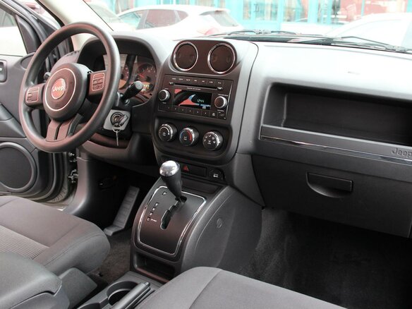 2014 Jeep Compass I Рестайлинг 2, серый - вид 6
