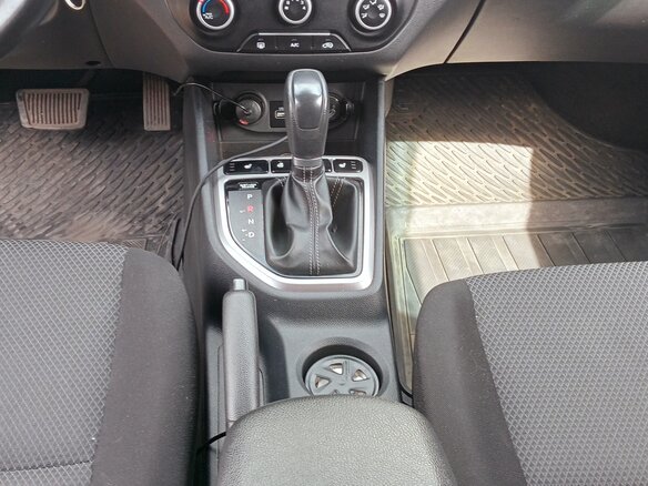 2018 Hyundai Creta I, синий, 1800000 рублей - вид 12