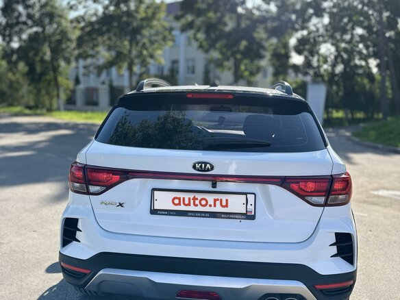 2021 Kia Rio X IV Рестайлинг, белый, 1900000 рублей - вид 11