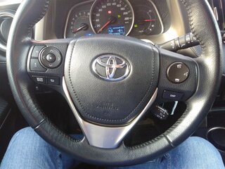 2015 Toyota RAV4 IV (XA40), белый, 1750000 рублей, вид 4