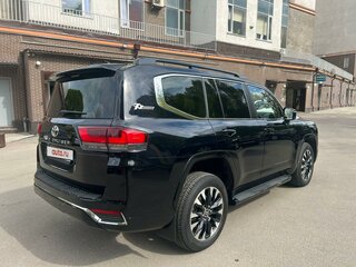 2021 Toyota Land Cruiser 300 Series, чёрный, 10800000 рублей, вид 4