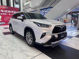 2024 Toyota Highlander IV (XU70), белый, 5417000 рублей, вид 3