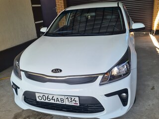 2019 Kia Rio IV, белый, 1350000 рублей, вид 3