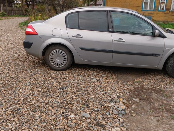 2005 Renault Megane II, серый, 400000 рублей - вид 3