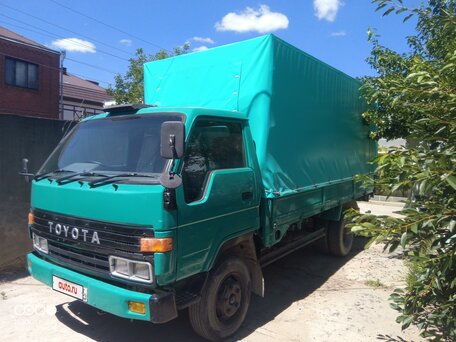 1993 Toyota Dyna, зелёный, 1600000 рублей, вид 2