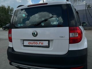 2012 Skoda Yeti I, белый, 640000 рублей, вид 5