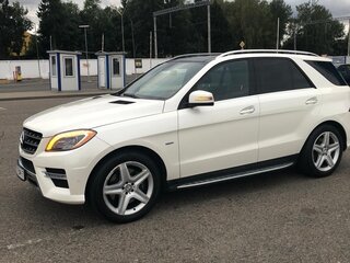 2012 Mercedes-Benz M-Класс 500 III (W166), белый, 2800000 рублей, вид 1