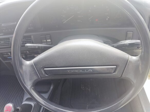 1988 Toyota Corolla VI (E90), белый, 385000 рублей - вид 25