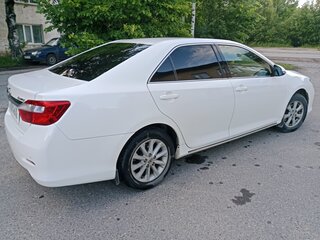 2014 Toyota Camry VII (XV50) Рестайлинг, белый, 1500000 рублей, вид 3
