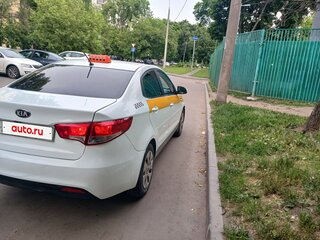 2016 Kia Rio III Рестайлинг, белый, 580000 рублей, вид 5
