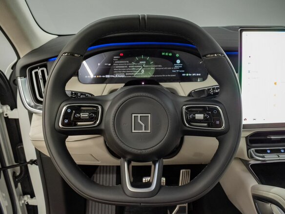 2026 Zeekr 8X 70 kWh, белый, 11994000 рублей - вид 22