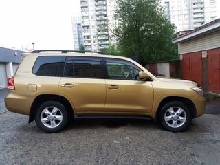 2008 Toyota Land Cruiser 200 Series, золотистый, 3500000 рублей, вид 2