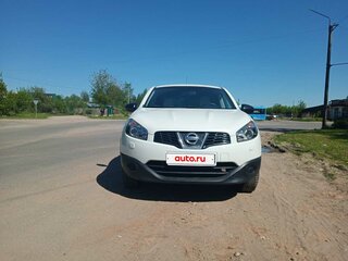 2013 Nissan Qashqai I Рестайлинг, белый, 1050000 рублей, вид 3