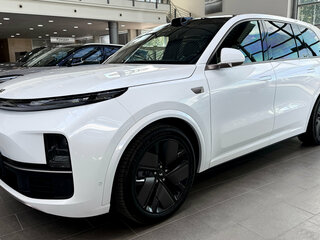 2026 Li Auto (Lixiang) L9 52.3 kWh I Рестайлинг, белый, 11990000 рублей, вид 2