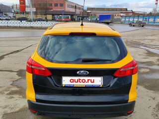 2016 Ford Focus III Рестайлинг, жёлтый, 1100000 рублей, вид 3