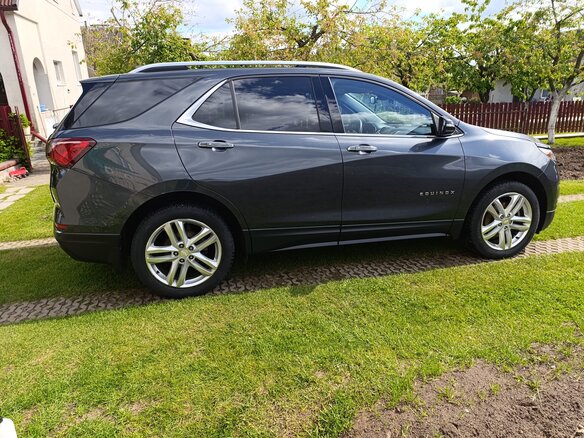 2017 Chevrolet Equinox III, серый, 1600000 рублей - вид 1