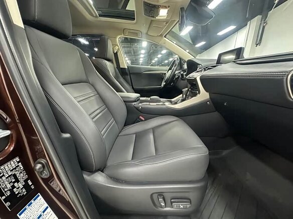2020 Lexus NX 200 I Рестайлинг, коричневый - вид 16