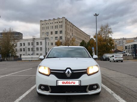 2017 Renault Sandero II, белый, 820000 рублей, вид 4