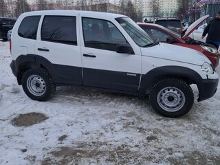 2017 Chevrolet Niva I Рестайлинг, белый, 565000 рублей, вид 5