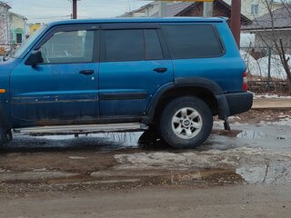 2000 Nissan Patrol V (Y61), синий, 730000 рублей, вид 4