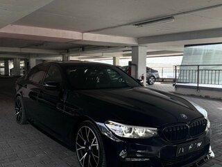 2017 BMW 5 серии 530i xDrive VII (G30/G31/G38), синий, 2850000 рублей, вид 4