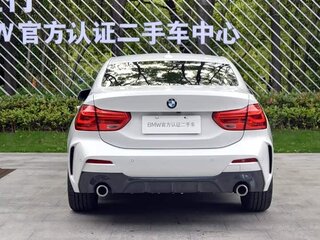 2023 BMW 1 серии 120i III (F52) Рестайлинг, белый, 1704000 рублей, вид 4