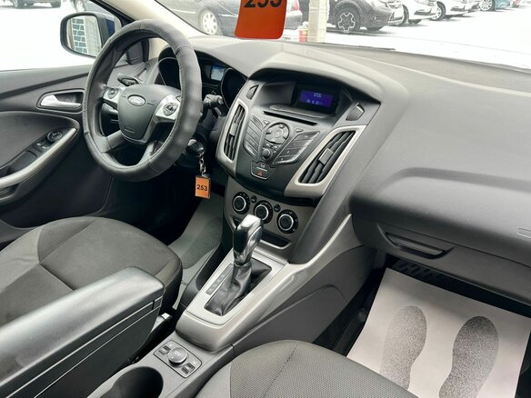 2011 Ford Focus III, синий, 990000 рублей - вид 11
