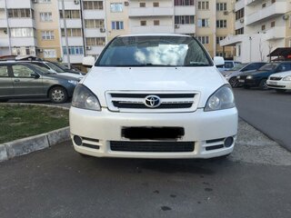 2003 Toyota Ipsum II (M20), белый, 800000 рублей, вид 2