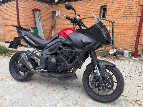 2013 Triumph Tiger 1050, красный, 500000 рублей, вид 1
