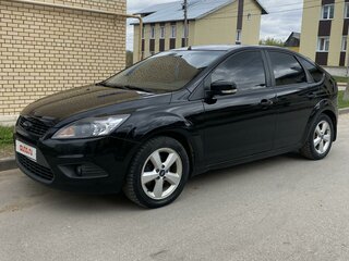 2009 Ford Focus II Рестайлинг, чёрный, 630000 рублей, вид 1