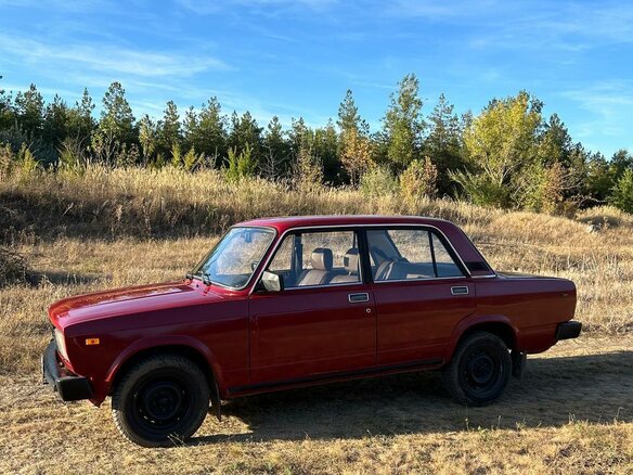 1988 Lada (ВАЗ) 2105, пурпурный, 200000 рублей - вид 2