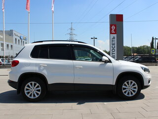 2012 Volkswagen Tiguan I Рестайлинг, белый, 1350000 рублей, вид 4