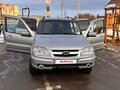 2013 Chevrolet Niva I Рестайлинг, серебристый, 600000 рублей