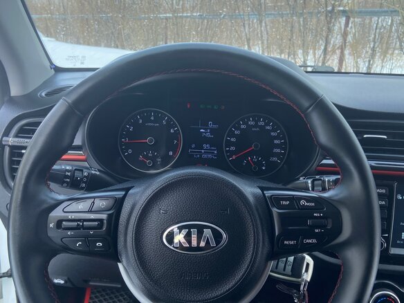 2020 Kia Rio IV, белый, 1280000 рублей - вид 15