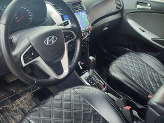 2014 Hyundai Solaris I, чёрный, 800000 рублей, вид 4