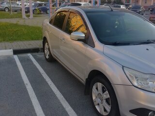 2010 Ford Focus II Рестайлинг, серебристый, 710000 рублей, вид 3