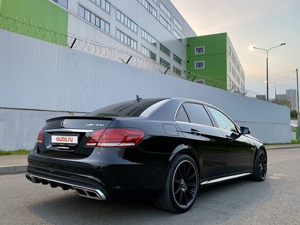 2014 Mercedes-Benz E-Класс AMG 63 AMG S IV (W212, S212) Рестайлинг, чёрный - вид 19