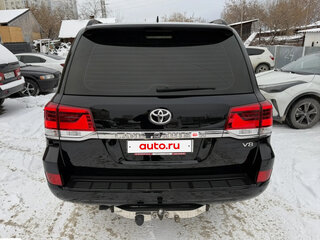 2018 Toyota Land Cruiser 200 Series Рестайлинг 2, чёрный, 5990000 рублей, вид 3