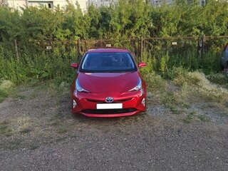 2016 Toyota Prius IV (XW50), красный, 1930000 рублей, вид 2