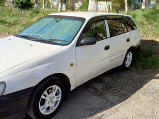 2000 Toyota Caldina I Рестайлинг, белый, 275000 рублей, вид 2