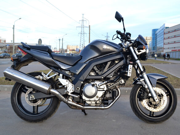 2008 Suzuki SV 650, серебристый - вид 1