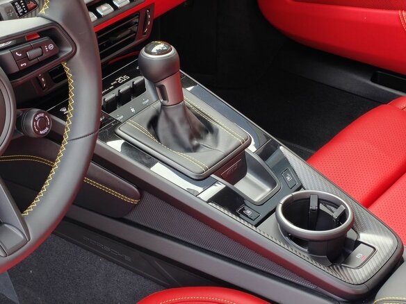 2026 Porsche 911 GT3 Touring 992 Рестайлинг, чёрный, 36580000 рублей - вид 17