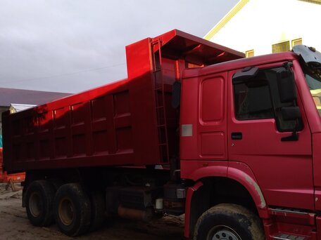 2011 Sinotruk Howo Прочие Кабины, красный, 1650000 рублей, вид 4