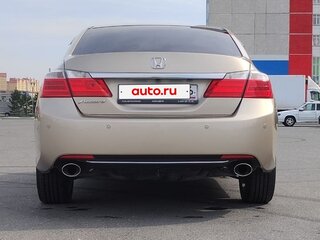 2013 Honda Accord IX, бежевый, 1999999 рублей, вид 3